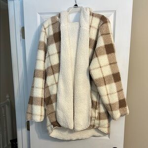 Plaid Sherpa Jacket in Brown and Cream